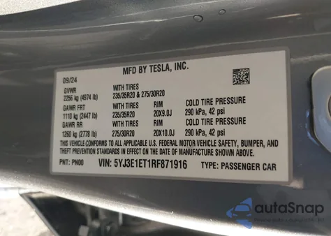 2024 Tesla Model 3 Performance All-Wheel Drive z USA, uszkodzony, nr VIN 5YJ3E1ET1RF871916